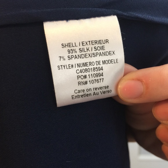 Alice + Olivia Navy Silk Draped Sleeveless Blouse - Picture 4 of 8